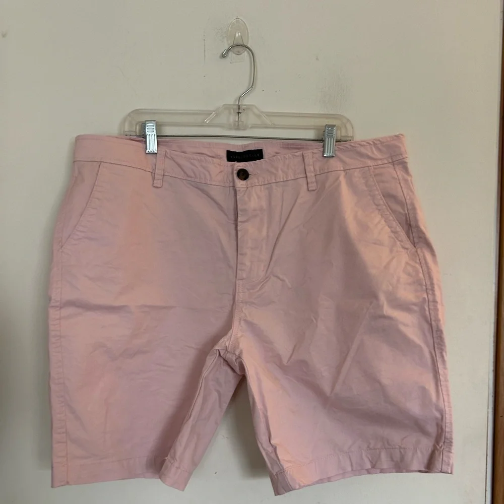 Aeropostale 38 Pink men's shorts